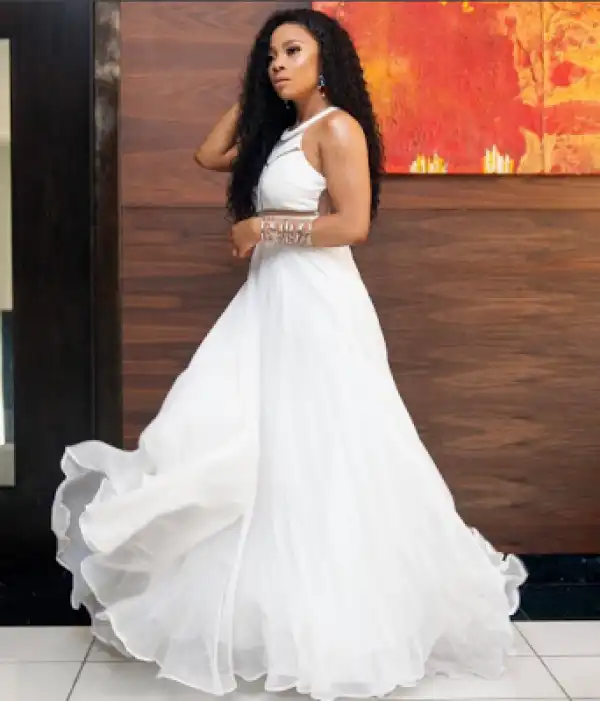 OAP Toke Makinwa Looks Stunning In White (Photos)